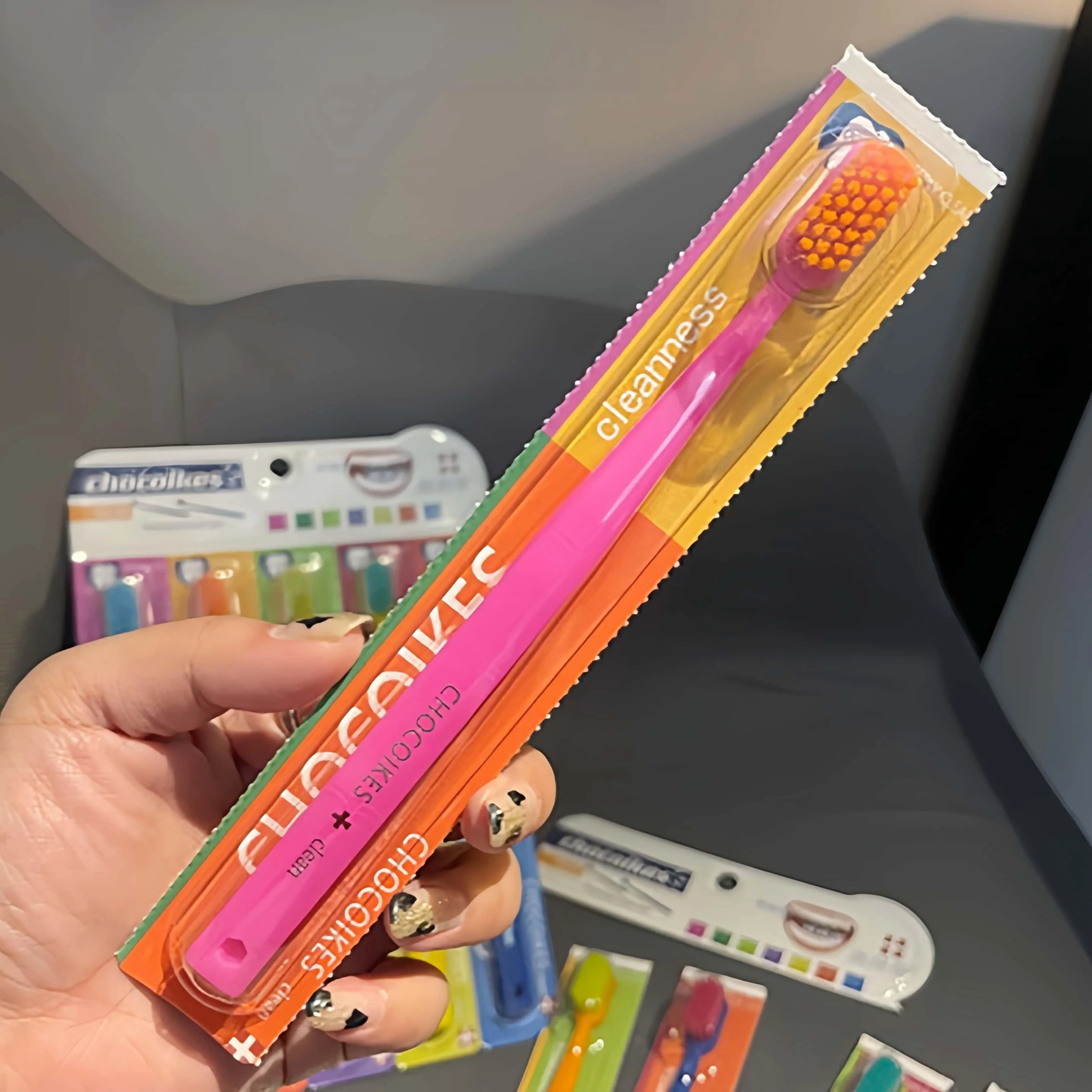 5 Packs of Chocolate Swiss Car - Bamboo Toothbrush Set recension och pris